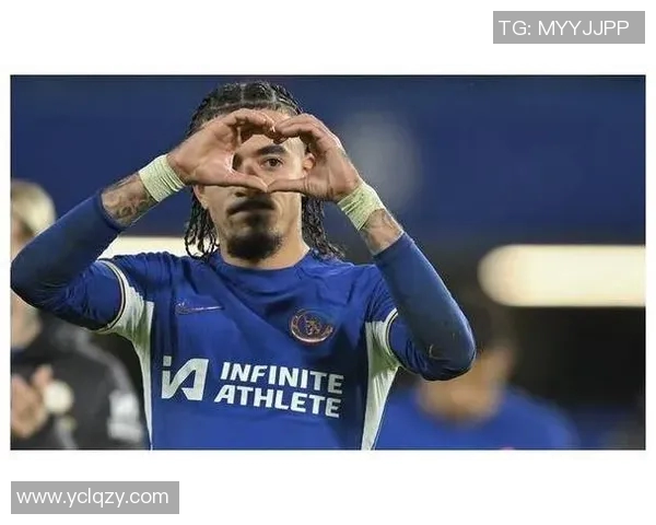 传奇足球老将蒂亚戈的辉煌职业生涯与独特魅力分析